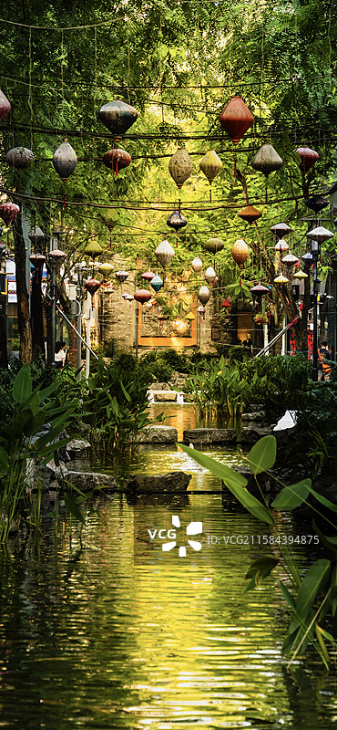 佛山顺德华侨城·欢乐海岸PLUS曲水湾街图片素材