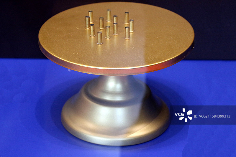 上海体育博物馆 —— 女子25米运动手枪弹壳图片素材