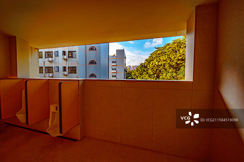 带全景的厕所图片素材