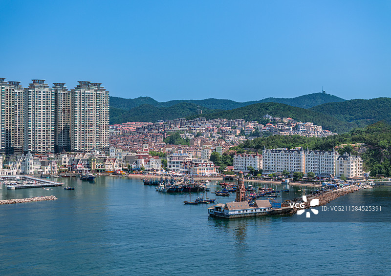 中国大连菱角湾老虎滩海洋公园渔人码头航拍图图片素材