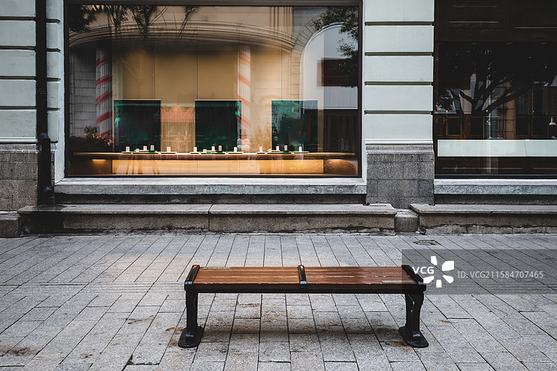 哈尔滨中央大街建筑和石头路面图片素材