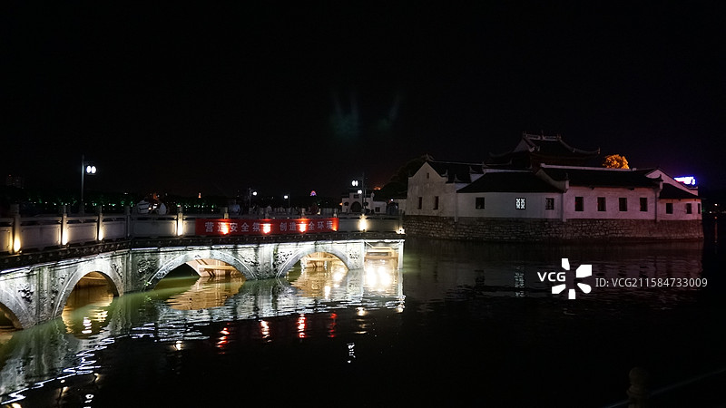 江西省九江市九江烟水亭夜景图片素材