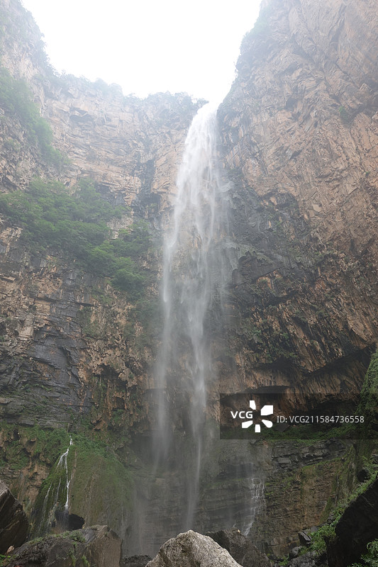 河南省焦作市修武县云台山：潭瀑峡瀑布图片素材