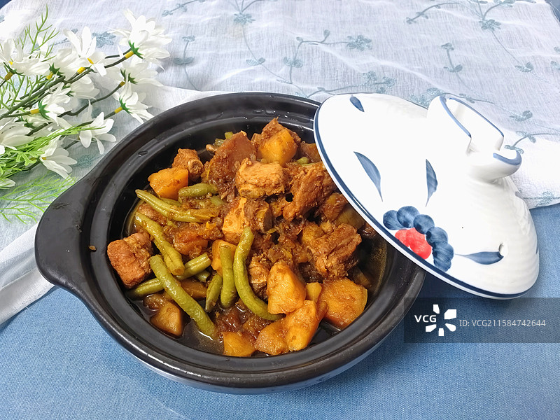东北乱炖。排骨炖豆角土豆南瓜图片素材