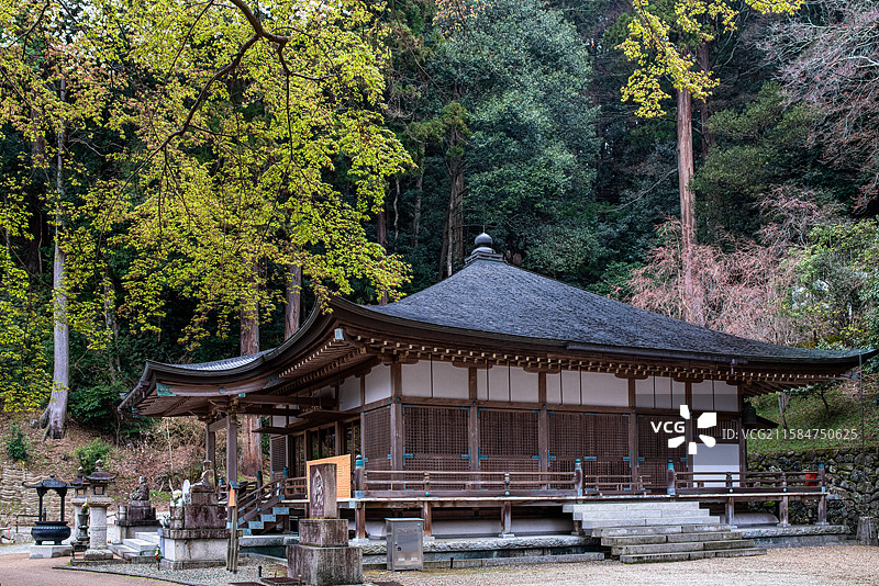 日本奈良县樱井市真言宗丰山派总本山长谷寺奥之院春日的风光图片素材