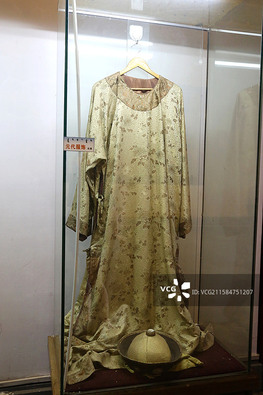 元代服饰 内蒙古乌兰浩特 成吉思汗庙图片素材
