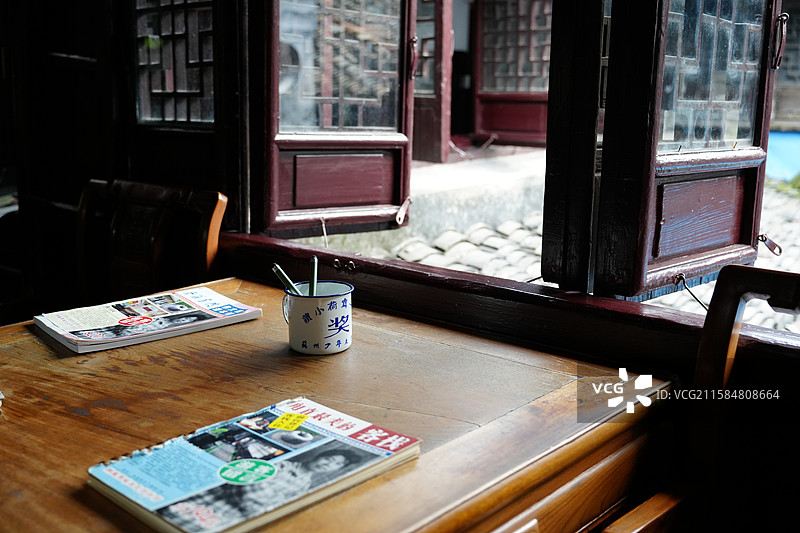 江苏 甪直古镇 中国百年语文课本博物馆 学堂 课堂 课桌 学习 文化 历史 文学图片素材