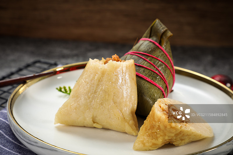 咸蛋黄粽子图片素材
