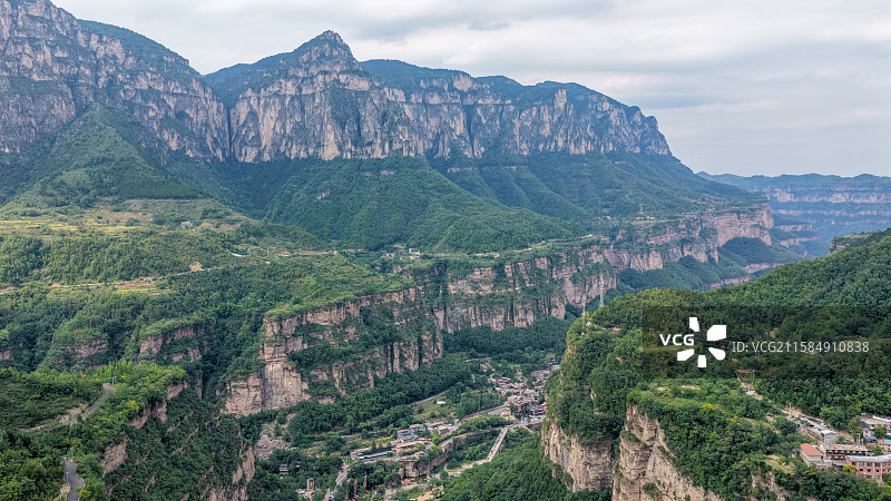 航拍河南省安阳市林州市太行山大峡谷风景区图片素材