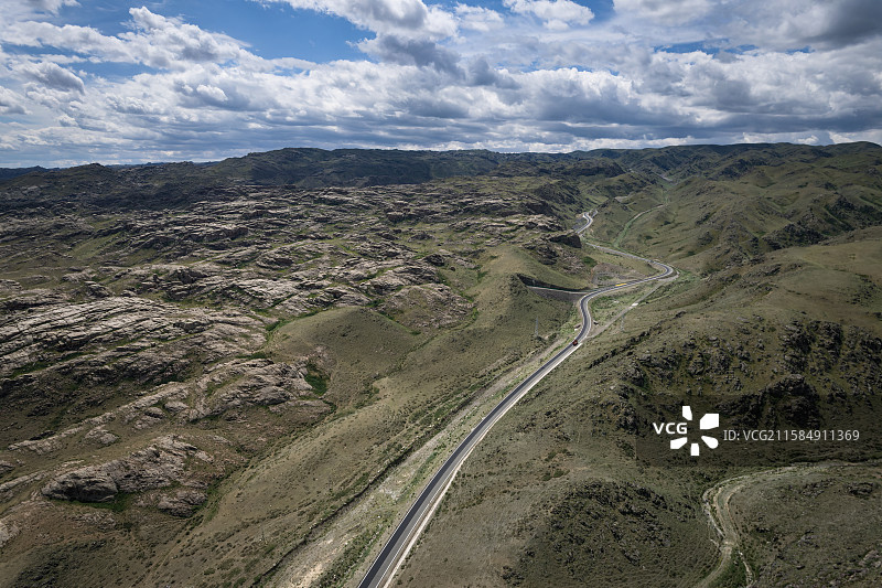 新疆吉木乃草原石城公路风景图片素材