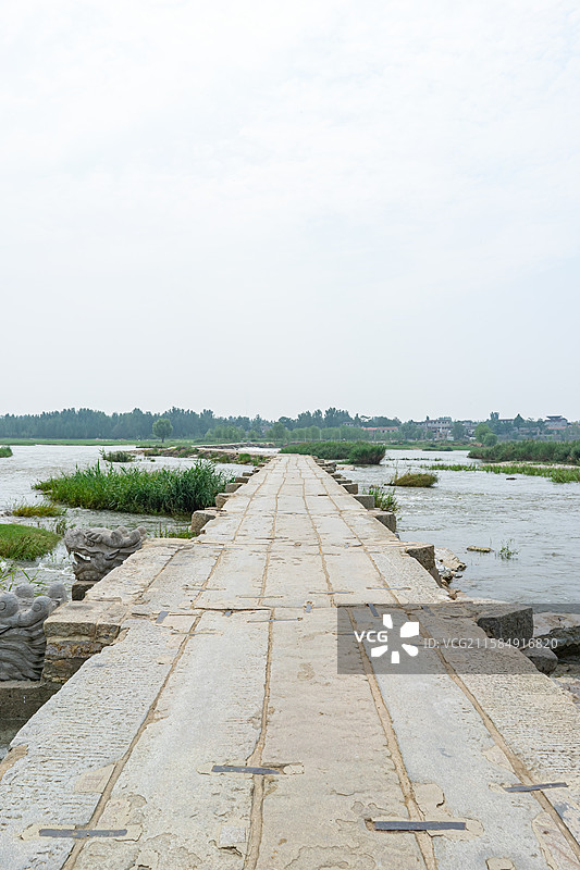 中国山东泰安岱岳区大汶口镇山西街村文化遗址风景区，明石桥、姜公桥流动的大汶河流，户外白昼无人图像摄影图片素材