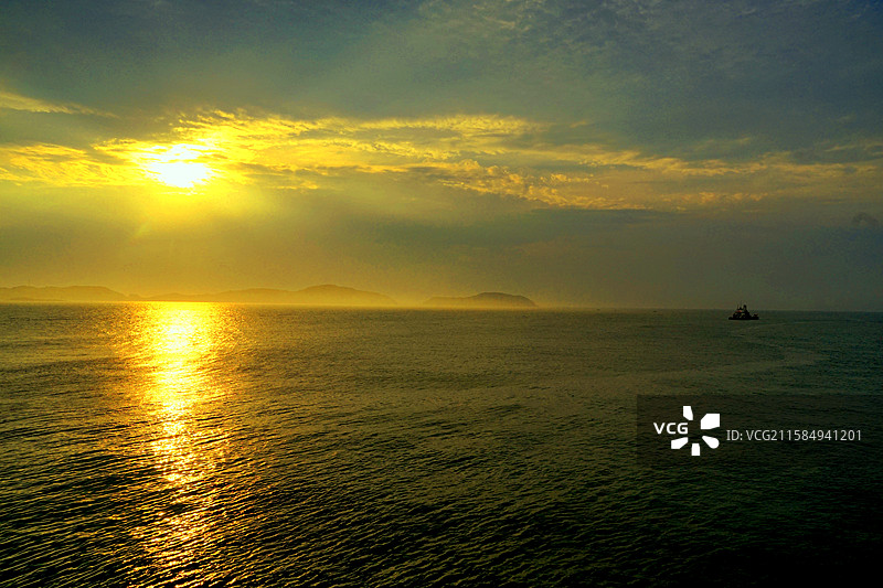 《东海日出》舟山图片素材