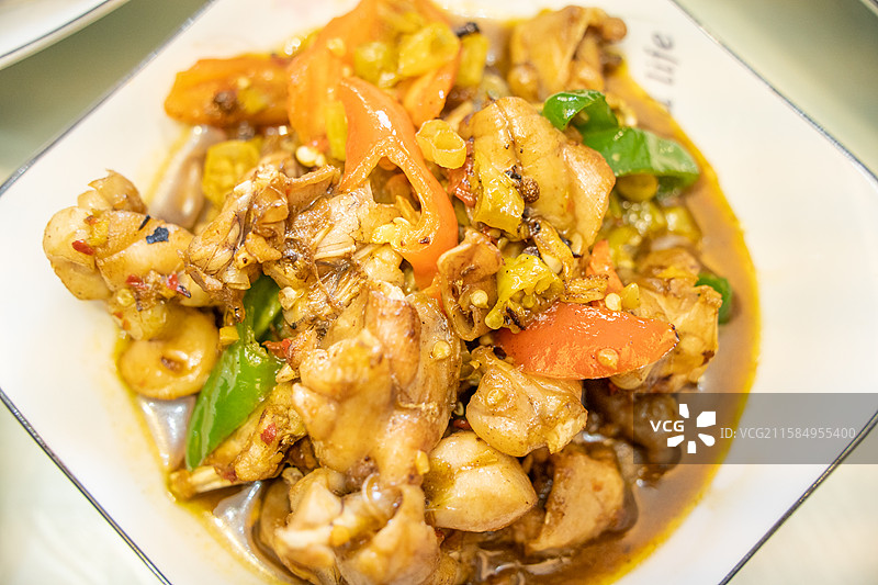 香辣可口的家常炒鸡图片素材