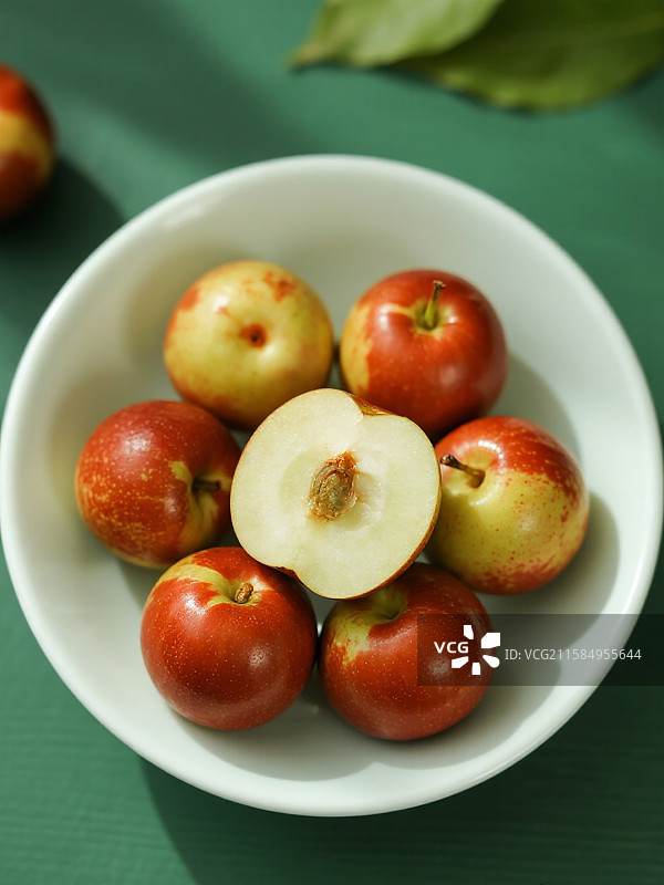 冬季冬天的水果冬枣红枣枣子雁来红冻枣苹果枣图片素材