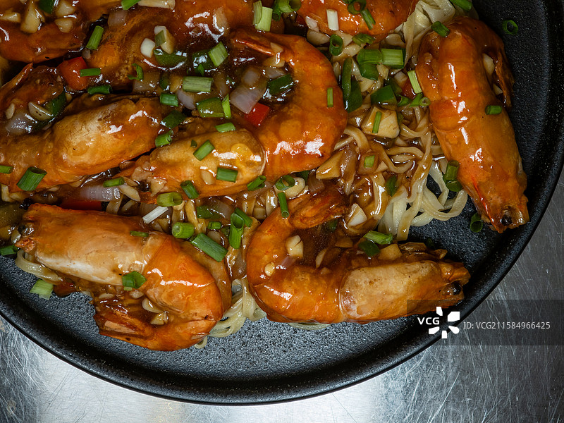 红烧罗氏虾配伊面图片素材