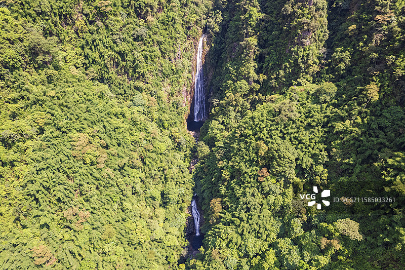 广东石门台国家级自然保护区中崆大峡谷瀑布图片素材