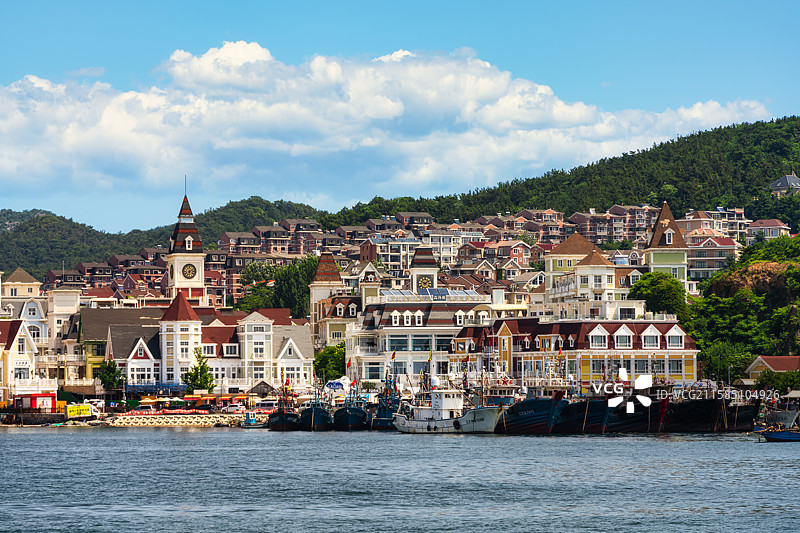 中国大连菱角湾老虎滩海洋公园渔人码头图片素材