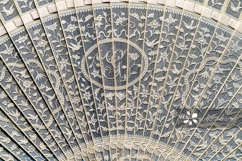 清代外销象牙扇局部图片素材