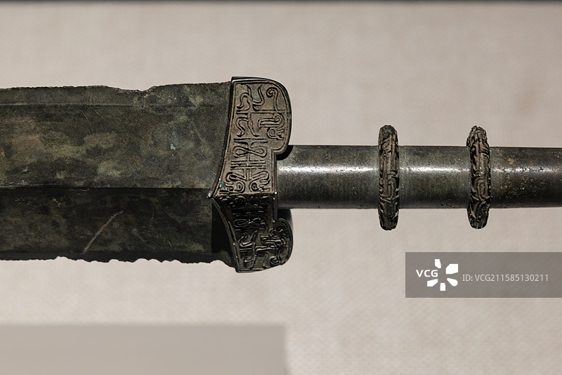 浙江绍兴浙东运河博物馆 越王者旨於睗青铜剑 战国图片素材