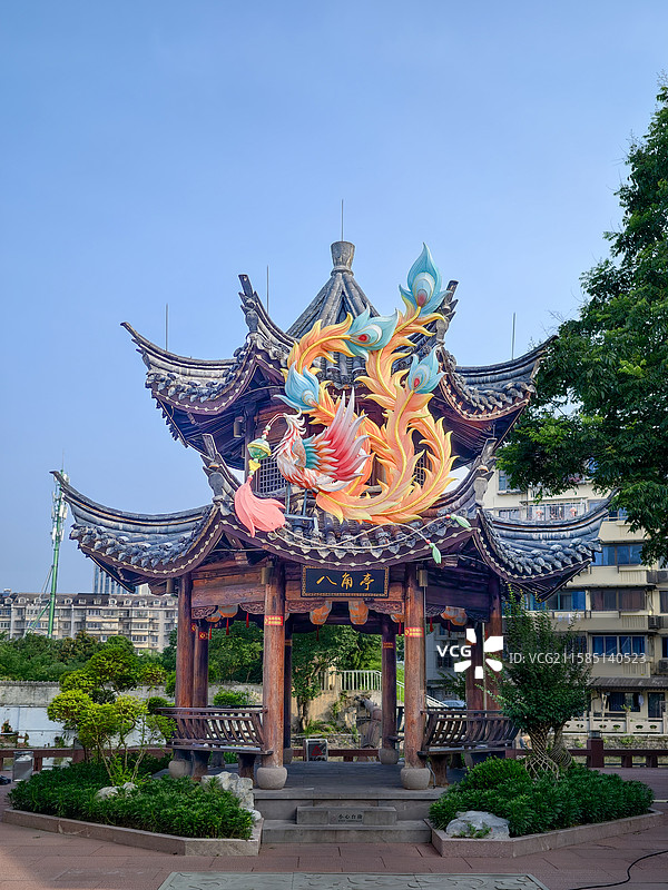 南塘老街的八角亭图片素材