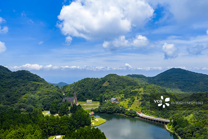 航拍广西玉林大容山国家森林公园风光图片素材