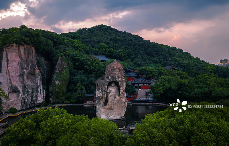 浙江省绍兴市柯岩风景区天工大佛图片素材