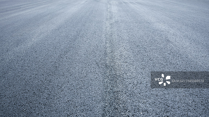 空旷的沥青公路路面图片素材