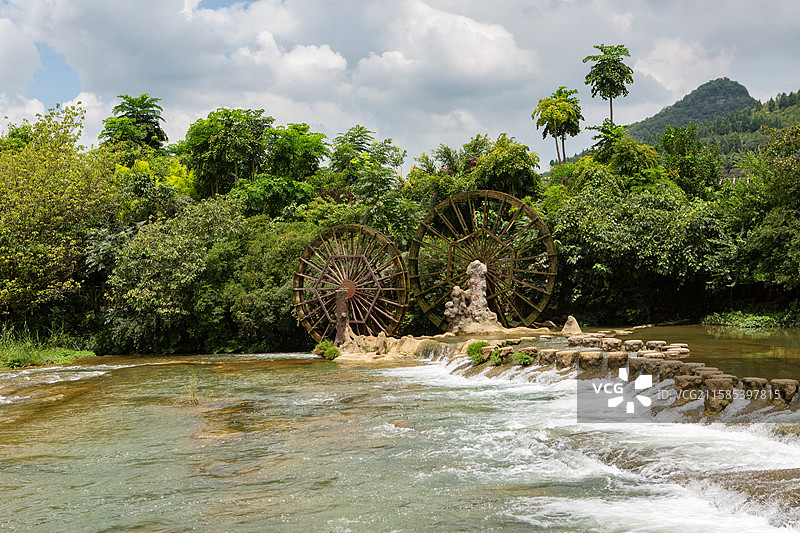 贵州安顺黄果树石头寨子风景如画图片素材