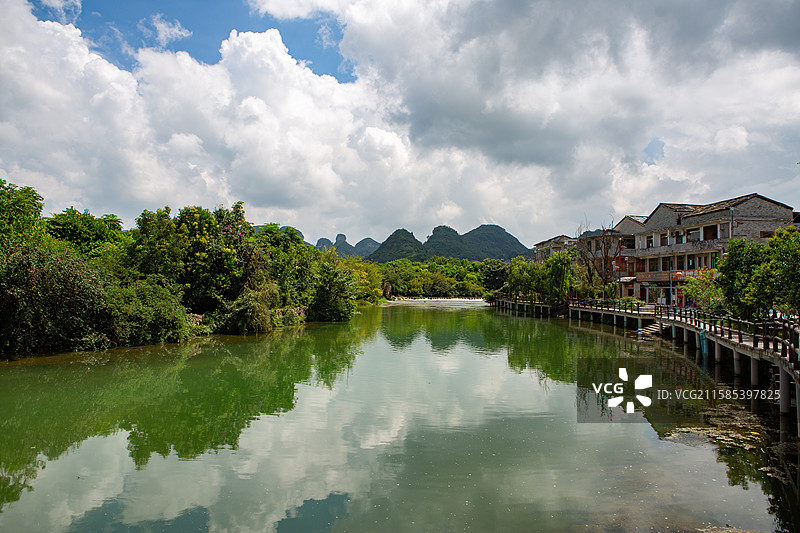 贵州安顺黄果树石头寨子风景如画图片素材