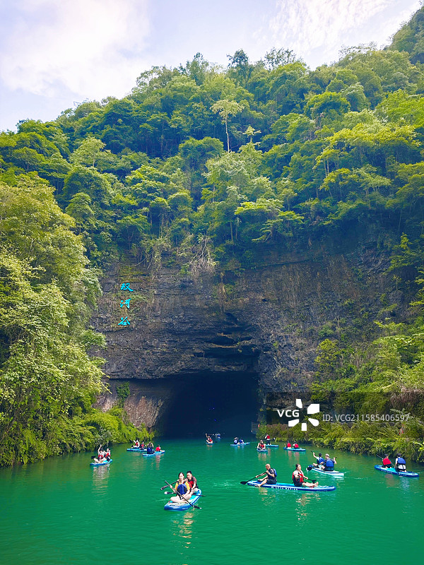 贵州遵义十二背后景区双河洞浆板图片素材