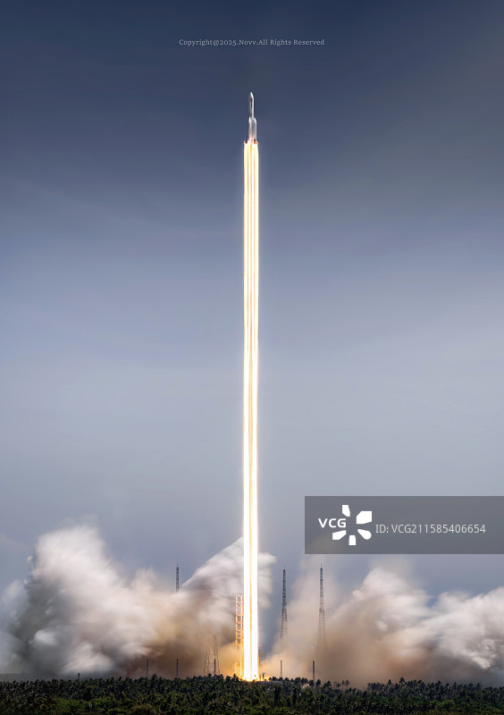 长征五号乙遥吧的运载火箭发射图片素材