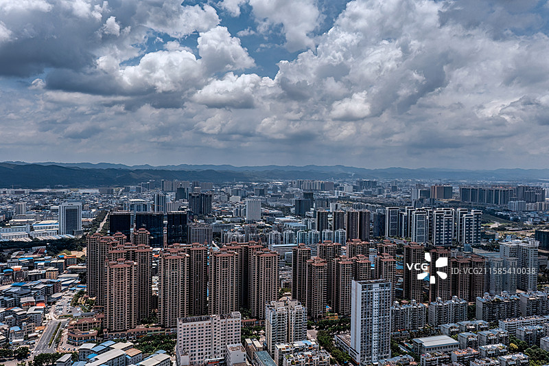 航拍南宁晴天蓝天白云图片素材