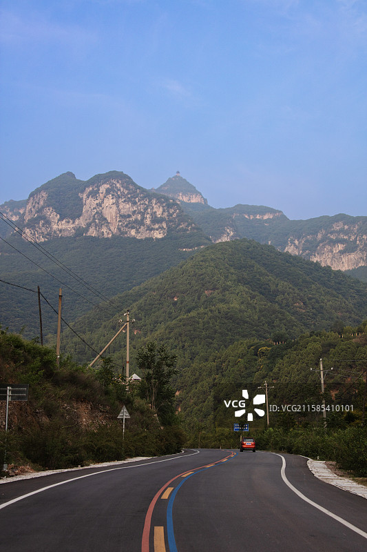 远眺云丘山祖师顶图片素材