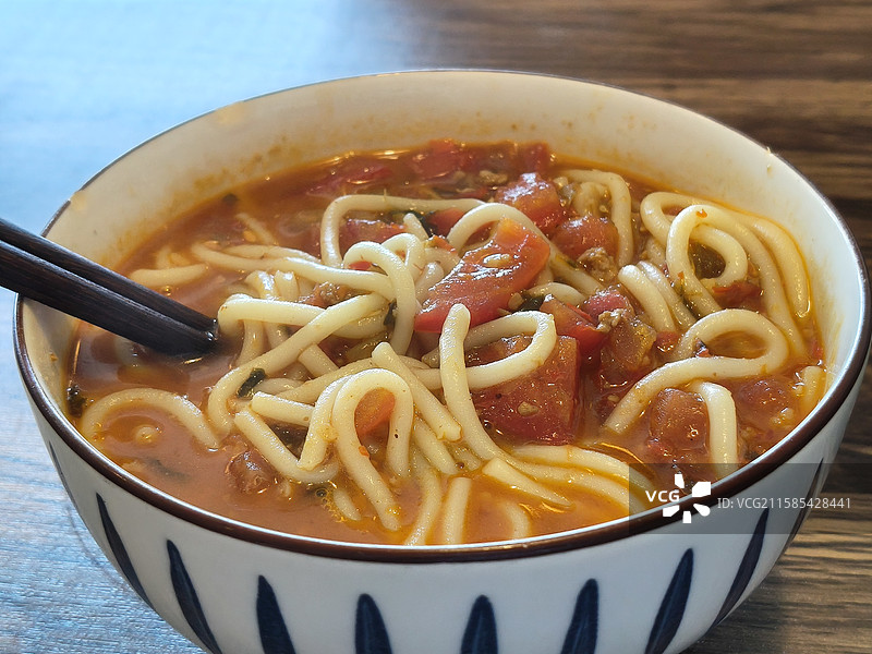 一份番茄肉沫云南米线图片素材