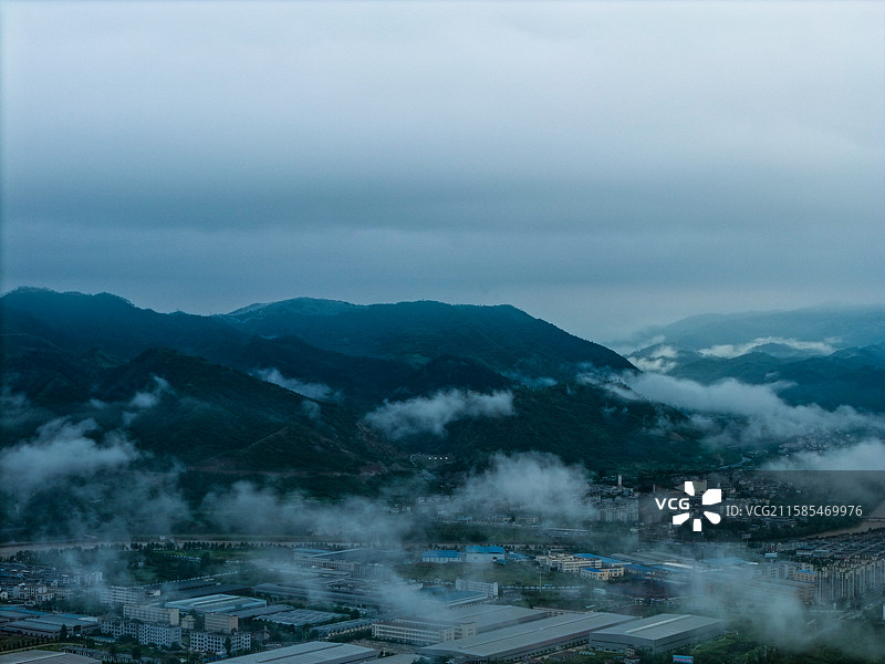 航拍湖北十堰郧西县图片素材