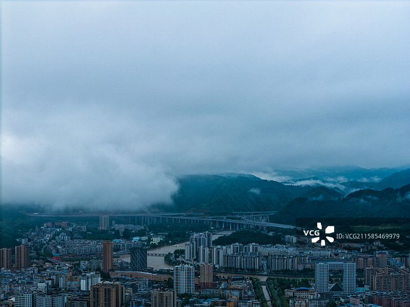 航拍湖北十堰郧西县图片素材