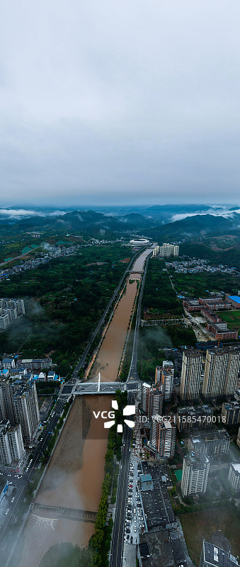航拍湖北十堰郧西县图片素材