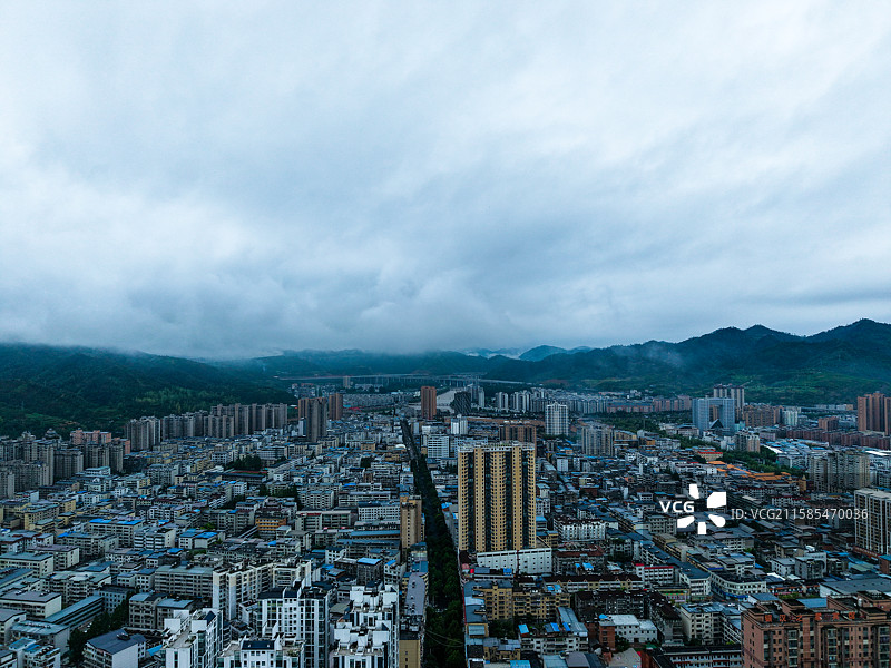 航拍湖北十堰郧西县图片素材