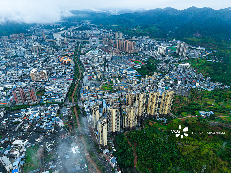 航拍湖北十堰郧西县图片素材