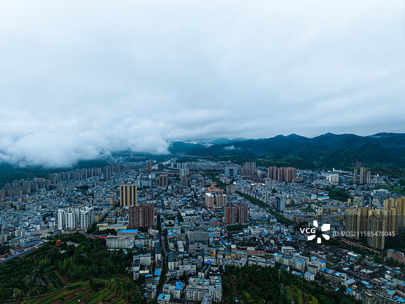 航拍湖北十堰郧西县图片素材
