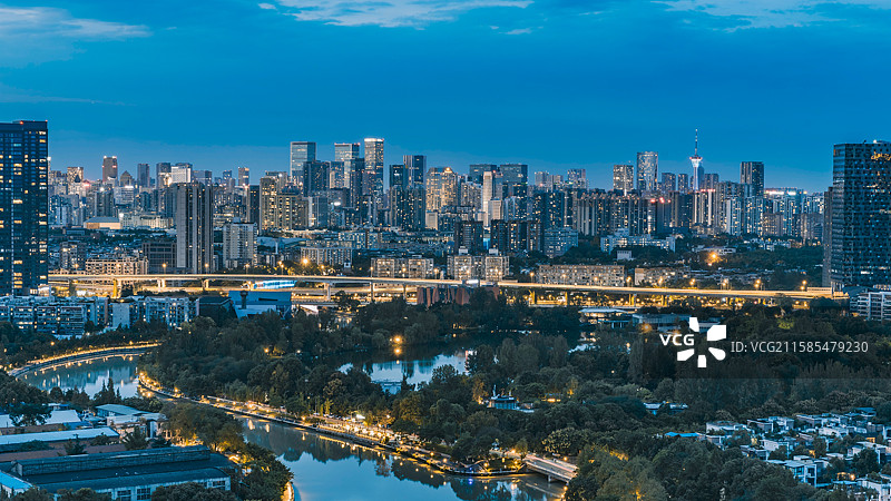最强成都天际线-成都CBD-339熊猫塔-成都夜景-成都中轴线图片素材