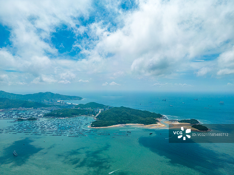 海陵岛情人岛航拍风光，中国广东省阳江市海陵岛闸坡镇图片素材