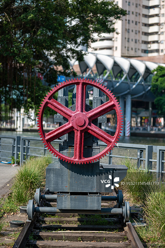 中山岐江公园里的工业遗迹小品图片素材