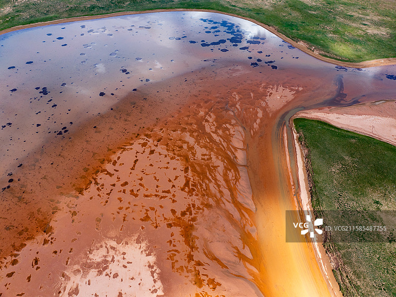 大地油彩画-青海果洛玛多星星海湿地风光图片素材
