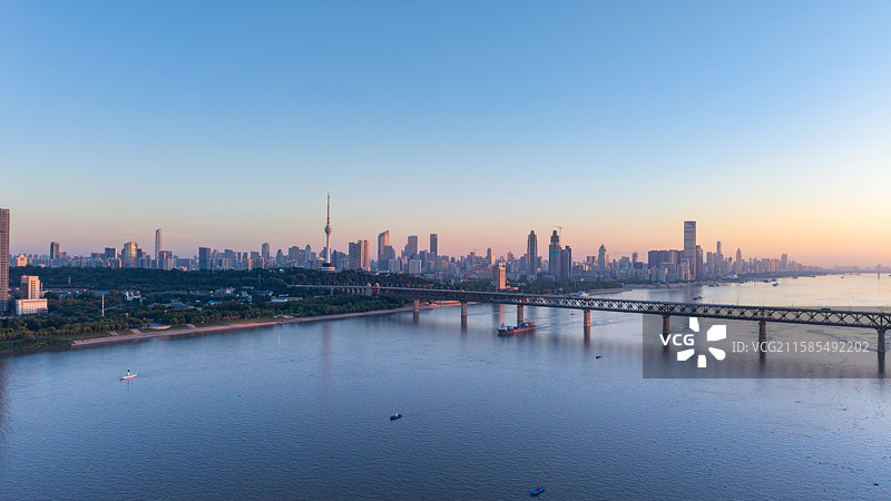 湖北武汉，武汉长江大桥，航拍，风景，日出图片素材