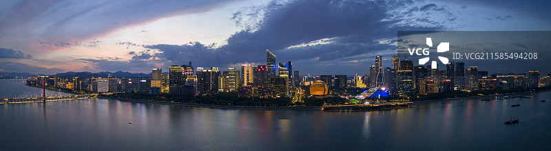 杭州滨江城市阳台夜景航拍图片素材
