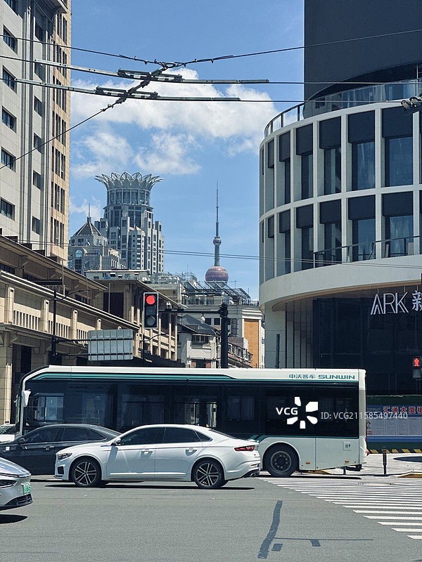 酷热上海街头图片素材