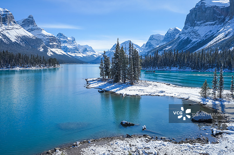 加拿大，贾斯珀国家公园，玛琳湖MaligneLake，精灵岛图片素材