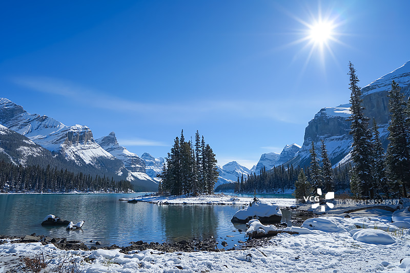 加拿大，贾斯珀国家公园，玛琳湖MaligneLake，精灵岛图片素材