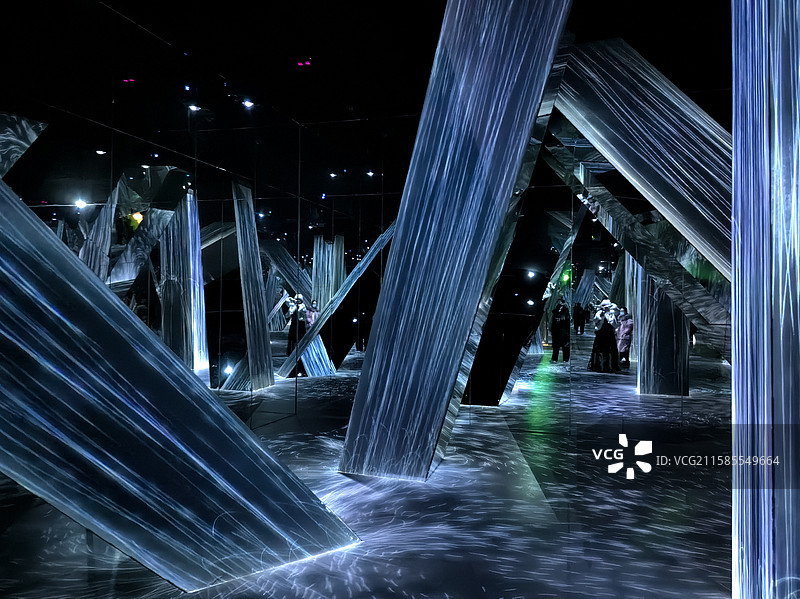 teamlab灯光秀图片素材